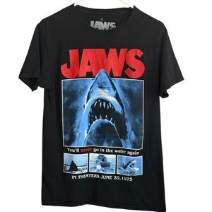 Jaws Movie Theater Poster Short Sleeve Graphic T-Shirt Size Small